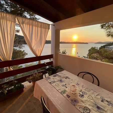 Lovely Apartments On The Private Beach - Island Korcula Prizba Exterior foto